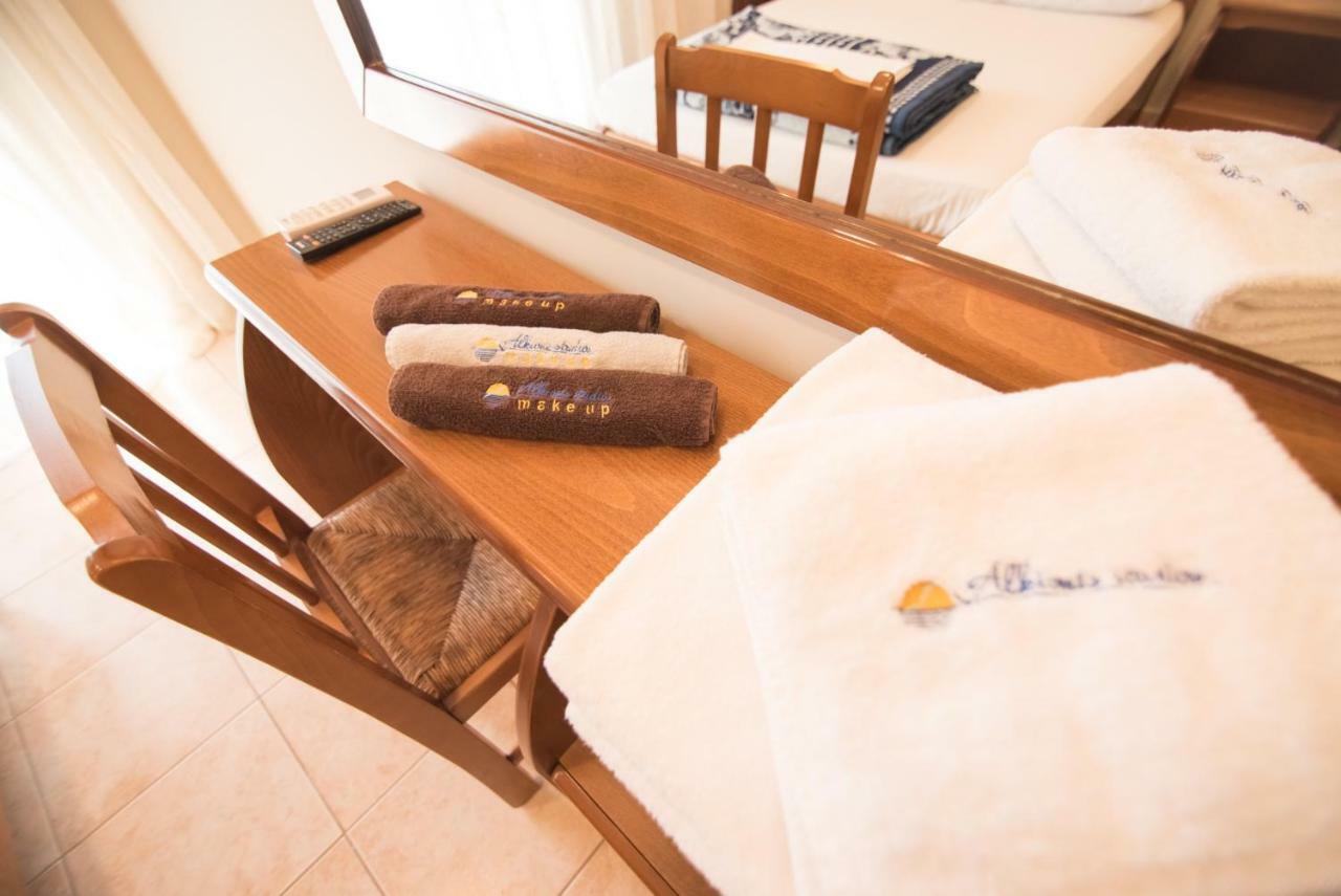 Acquablue Apartments Kallithea  외부 사진